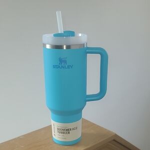 Stanley Aqua Quencher H2.0 Tumbler